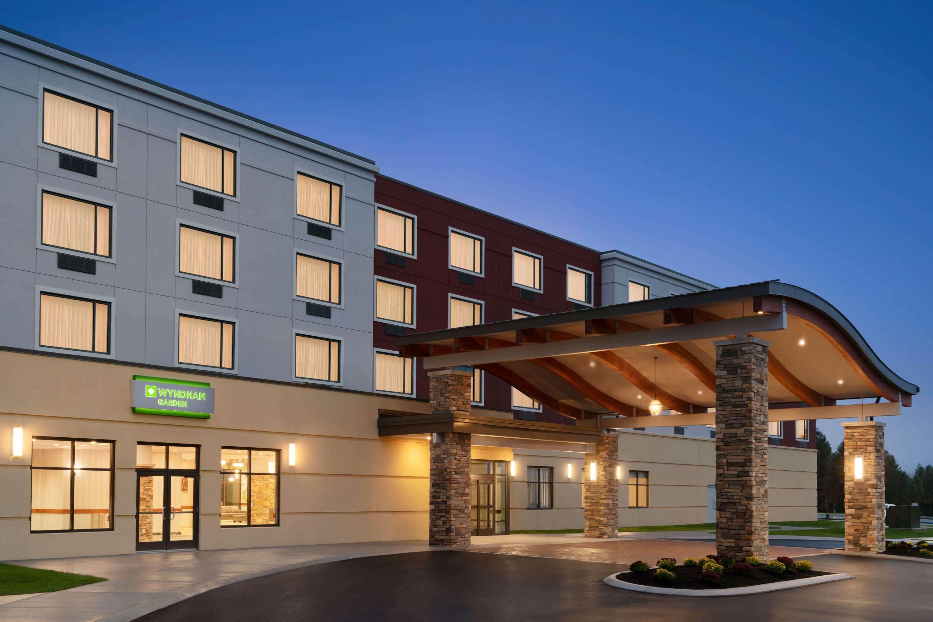 Wyndham Garden State College Hotel Boalsburg Exterior foto